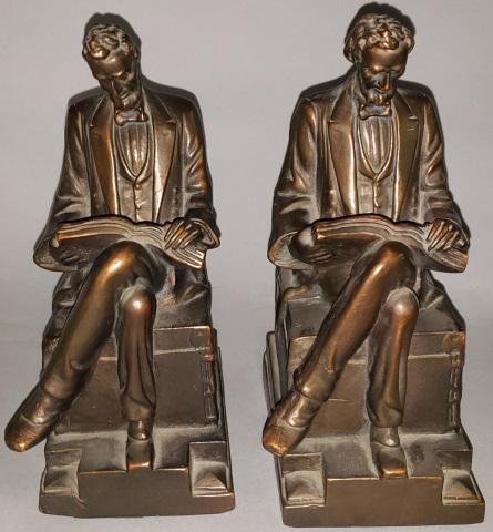 PAIR OF BOOKENDS: Depicting Abraham Lincoln.