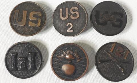 GROUP OF MISCELLANEOUS MILITARY PINS: Circa 1918, WWI U.S. Infantry pin, 121st Regiment, embossed crossed rifles below "121," textured background, screw back, brass, Circa 1930, U.S. Army general service pin, "US" over "2," textured backg