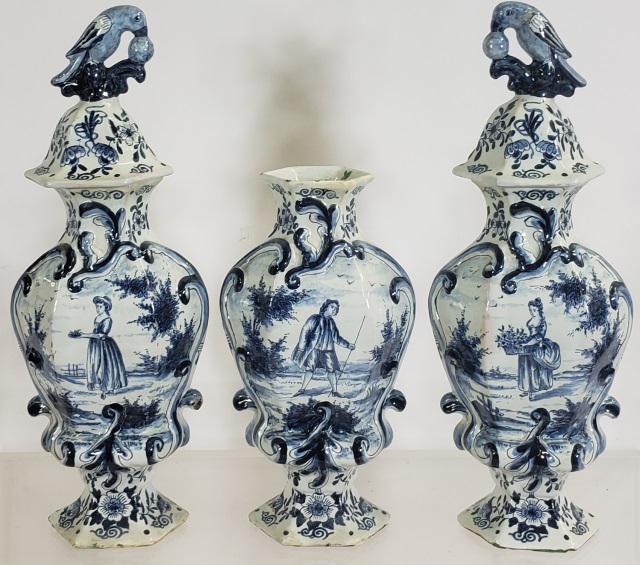 3 ANTIQUE DELFT BLUE AND WHITE LIDDED URNS (1 of 13)