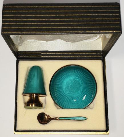 3-PIECE STERLING SALT AND PEPPER SET (1 of 7)