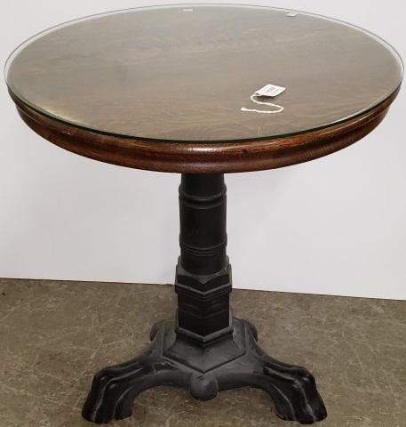 ENGLISH OAK PUB TABLE (1 of 3)