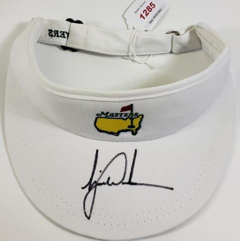 TIGER WOODS AUTOGRAPHED MASTERS VISOR (1 of 3)