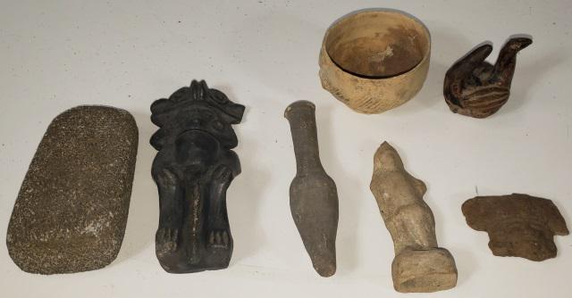 7 PRE-COLUMBIAN STYLE PIECES (1 of 4)