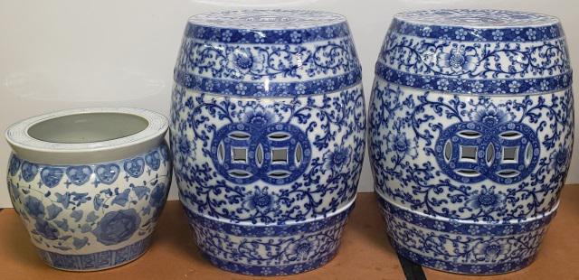 3 ORIENTAL STYLE PORCELAIN ITEMS (1 of 6)
