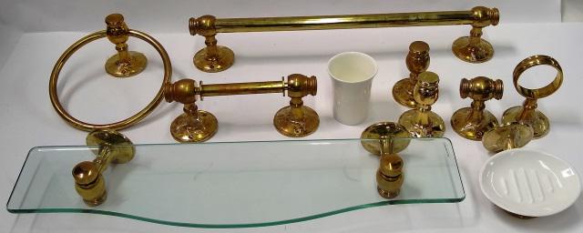 GROUP OF RALPH LAUREN BATHROOM HARDWARE (1 of 8)
