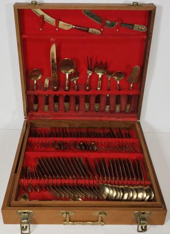 SET OF THAI FLATWARE (1 of 7)