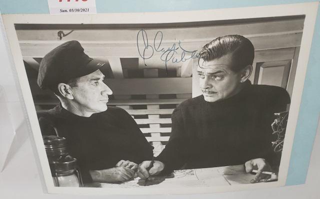 CLARK GABLE AUTOGRAPHED PHOTO (1 of 3)
