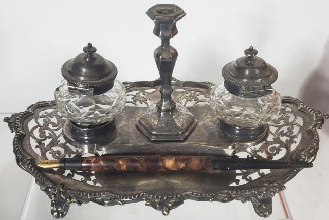 SILVERPLATE DESK SET (1 of 4)