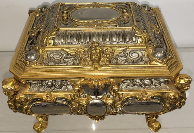 RUSSIAN STYLE REPLICA OF ANTIQUE JEWELRY BOX (1 of 10)