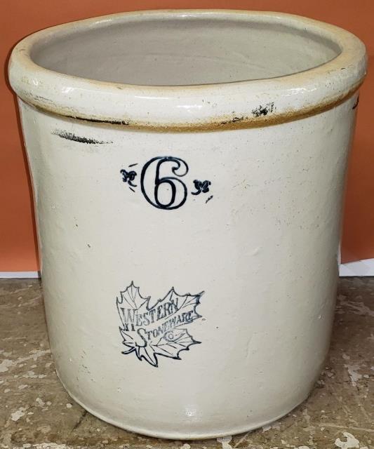 WESTERN STONEWARE CROCK (1 of 2)