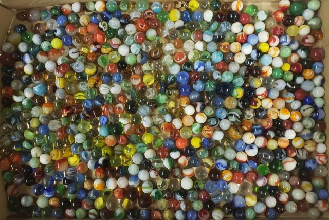 GROUP OF MISCELLANEOUS MARBLES: Glass marbles in 3 containers.