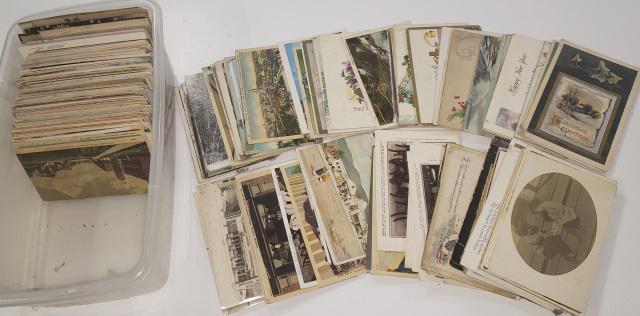 APPROXIMATELY 350 MISCELLANEOUS POSTCARDS (1 of 3)