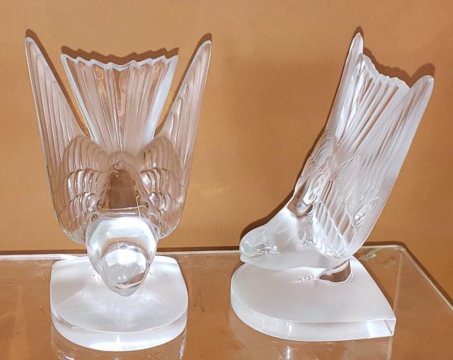 PAIR OF LALIQUE ART GLASS BOOKENDS: Bird form bookends, approximate height 6 1/8", signed on side of base.