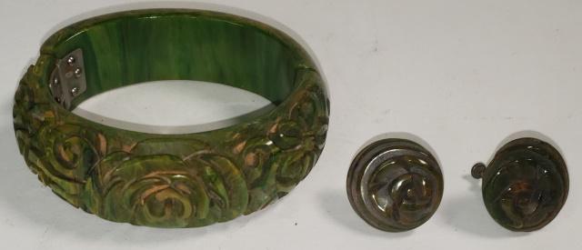 4 PIECES BAKELITE JEWELRY (1 of 7)