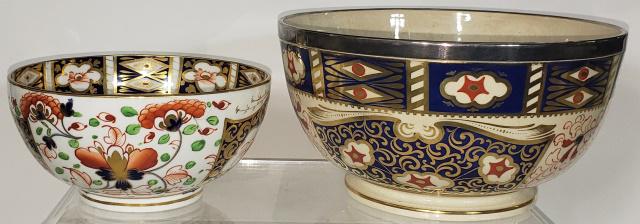 2 ROYAL CROWN DERBY BOWLS (1 of 20)