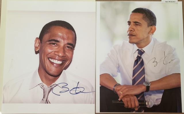 2 BARACK OBAMA AUTOGRAPHS (1 of 2)