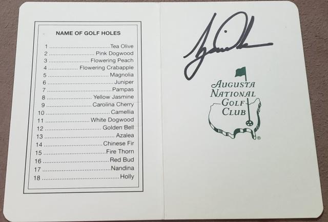 TIGER WOODS AUTOGRAPH (1 of 3)