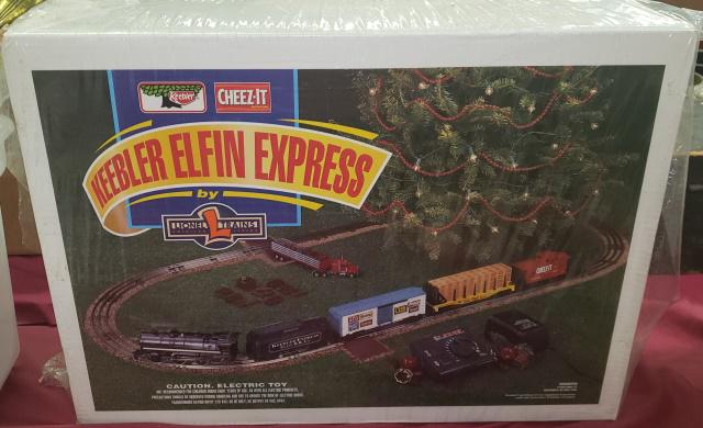 LIONEL TRAIN SET: "Keebler Elfin Express", with original box.