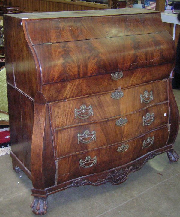 ***ADDISON, ROBERT| (1924-1988 American) Organ: ***ADDISON, ROBERT| (1924-1988 American) Organ in Georgian style case having bombe front and lion paw feet, approximately 52" x 58" PROVENANCE- Item comes from the Estate of Mrs. Robert Addison.