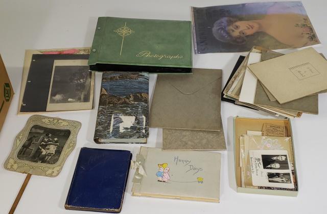 GROUP OF EPHEMERA: Vintage photos, advertising fan, letters, etc.