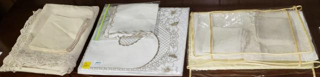 GROUP OF LINENS (1 of 4)