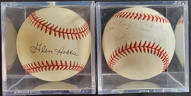 2 SIGNED BASEBALLS (1 of 4)