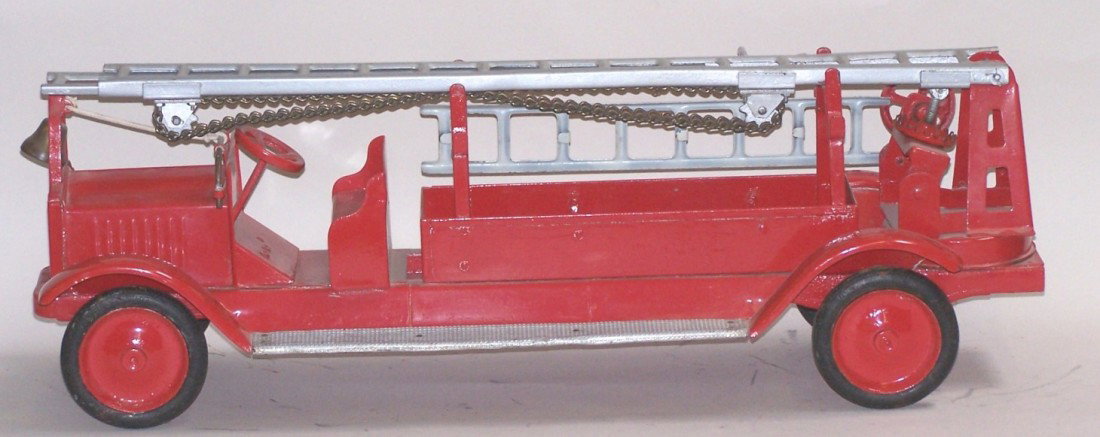 ***KEYSTONE PACKARD AERIAL LADDER TRUCK