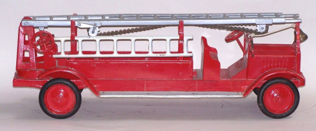 ***KEYSTONE PACKARD AERIAL LADDER TRUCK - 3