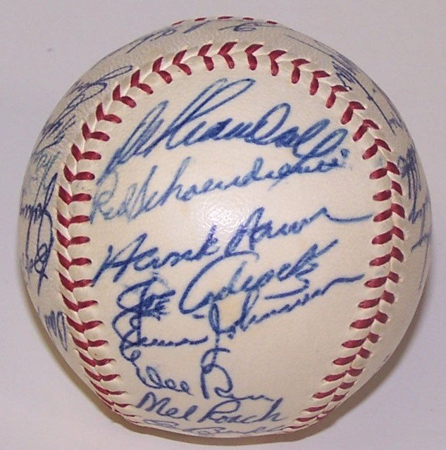 AUTOGRAPHED BASEBALL| Signatures include Hank Aa: AUTOGRAPHED BASEBALL| Signatures include Hank Aaron, Red Schoendienst, Del Crandell, Johnny Logan, Warren Spahn, Taylor Phillips, Frank Torre, Lew Burdette, Gene Conley, Don McMahon, Andy Pafko, Nippy