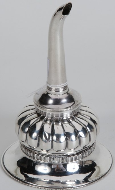 ***ENGLISH STERLING SILVER WINE FUNNEL: Maker's mark indistinct, city mark ''London'', date mark ''1814-1815'', approximate weight 4.50 troy ounces.