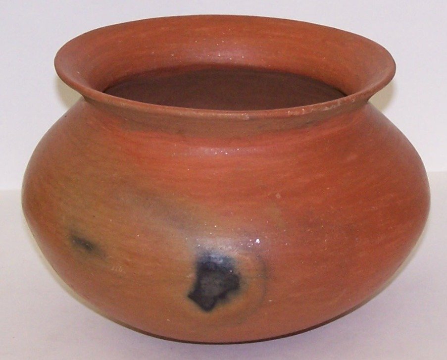 ***MEXICAN REDWARE POTTERY|: ***MEXICAN REDWARE POTTERY| Red with small areas of black, approximat diametr 9 1/4", height 6 1/4",