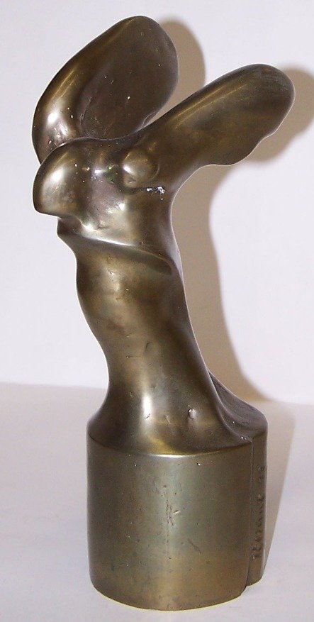 ***HUNT, RICHARD: (Born 1935 American) Bronze sculpture depicting winged figure, signed with impressed mark ''R Hunt'', dated 1977 and numbered 35/50, approximate height 10''. PROVENANCE - Comes from the estate of Shir
