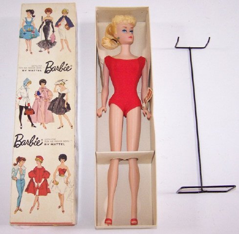 BARBIE FASHION MODEL DOLL #850 BLONDE 