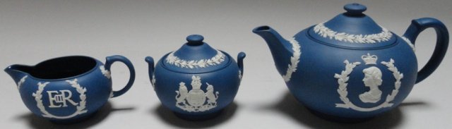 3 PIECE WEDGWOOD JASPERWARE TEA SET: Decorated with Queen Elizabeth II, comprising teapot, approximate height 5", creamer and sugar.