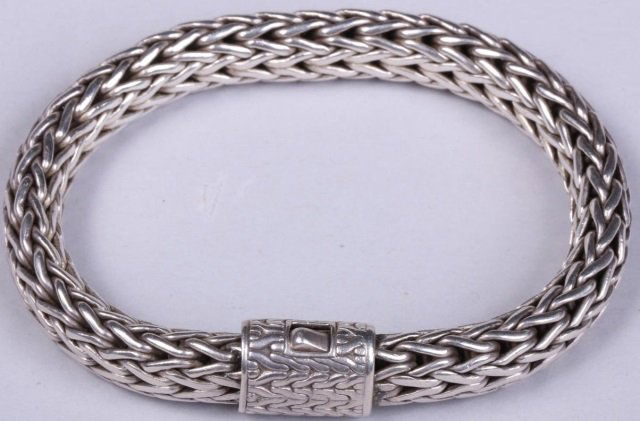 *JOHN HARDY STERLING SILVER BRACELET: Approximate weight 43.6 dwt.