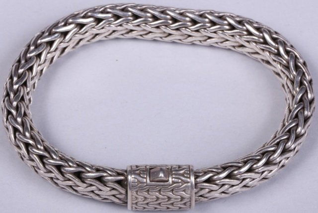 *JOHN HARDY STERLING SILVER BRACELET: Approximate weight 44.2 dwt.