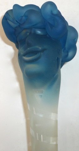 FELLERMAN, STEPHEN: Contemporary free standing art glass sculpture of head at top of wand, approximate length 16".
