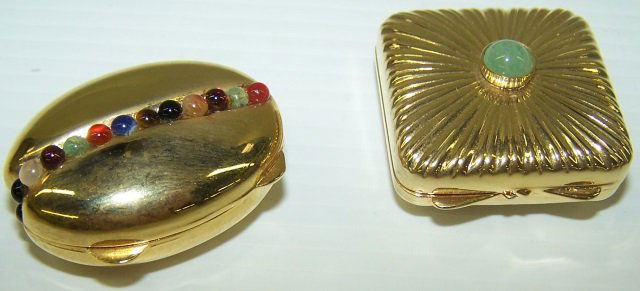 *2 JUDITH LEIBER PILL BOXES: 2 JUDITH LEIBER PILL BOXES
