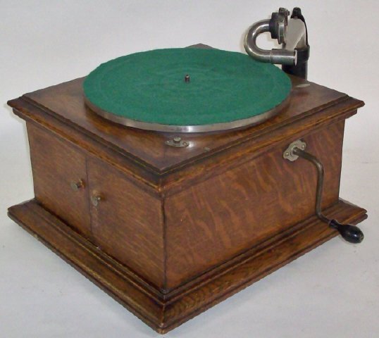 *VICTOR VICTROLA MODEL VV-VI PHONOGRAPH