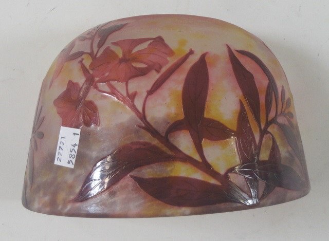 *DAUM NANCY WALL BRACKET SHADE: Having leaf decoration, signed near bottom "Daum Nancy", approximate height 5".