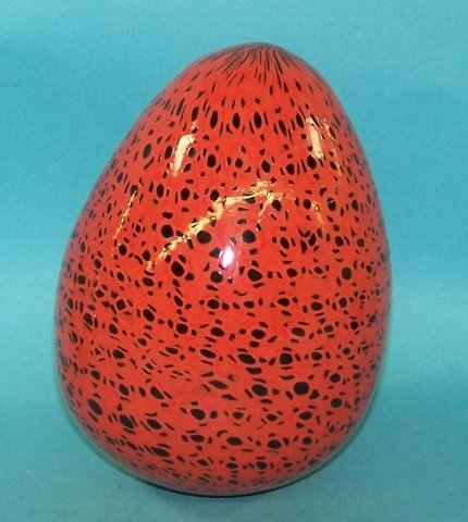 *ART GLASS EGG SCULPTURE: *ART GLASS EGG SCULPTURE, approximate height 6"