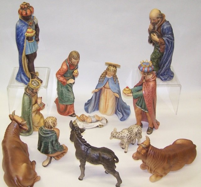 *13 PIECE JUMBO HUMMEL NATIVITY SET: Comprising #260A, B, C, G, H, J, L, M, M, N, O, P, and R, tallest piece approximately 13".