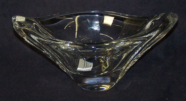 *DAUM ART GLASS BOWL: Approximate diameter 9 1/4". D3