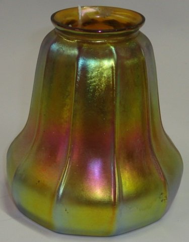 *STEUBEN ART GLASS SHADE: Having ribbed design, approximate height 5", fitter diameter 2 1/4".