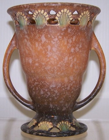 *ROSEVILLE ART POTTERY 2-HANDLED VASE (1 of 7)