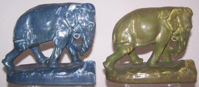 *2 PIECES OF ROOKWOOD ART POTTERY (1 of 6)