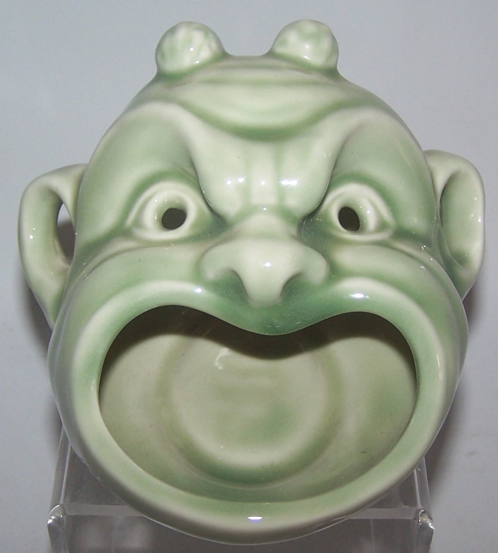 *ROOKWOOD ART POTTERY ASH RECEIVER (1 of 6)