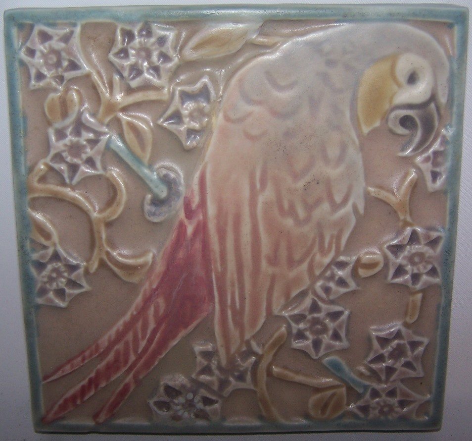 *ROOKWOOD ART POTTERY TRIVET (1 of 2)