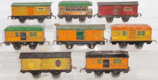 *GROUP OF AMERICAN FLYER O GAUGE ROLLING STOCK (1 of 3)
