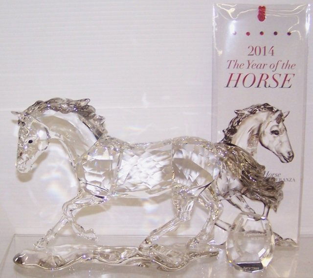 *SWAROVSKI CRYSTAL FIGURE (1 of 1)